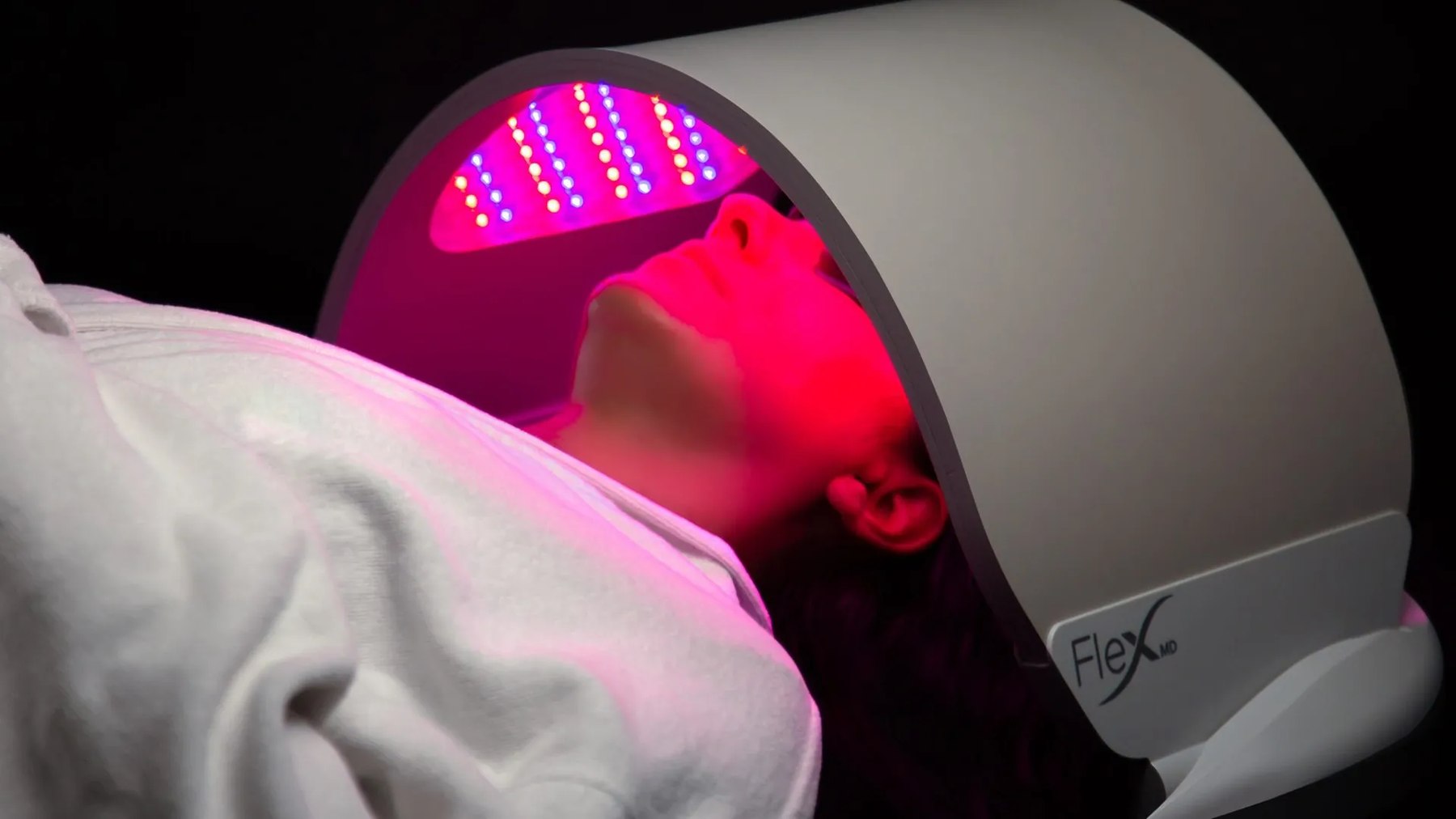 Flex MD LED device in use